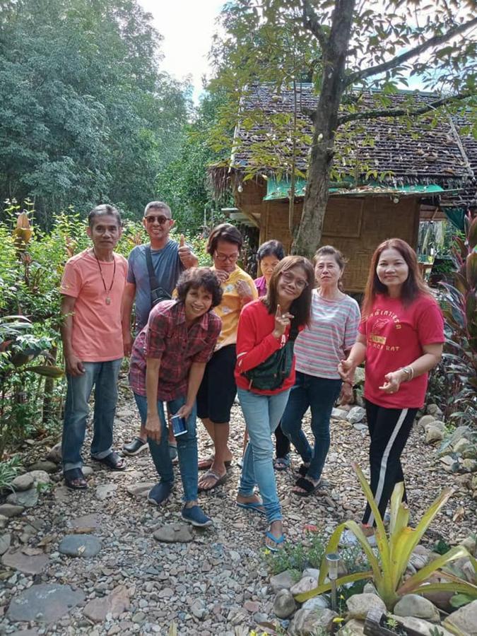 Nakhon Si Ban Na Homestay 나콘시탐마랏 외부 사진
