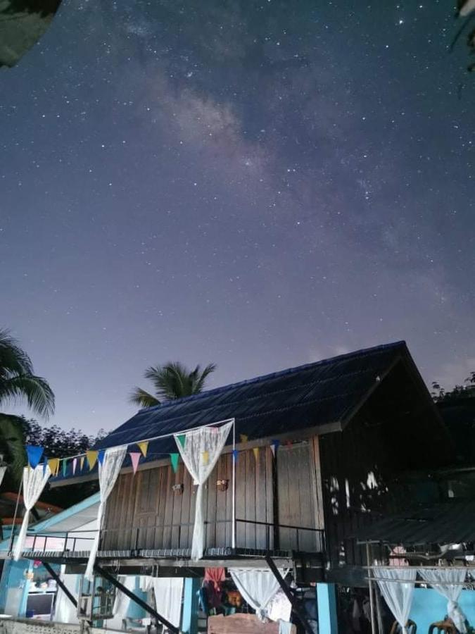 Nakhon Si Ban Na Homestay 나콘시탐마랏 외부 사진