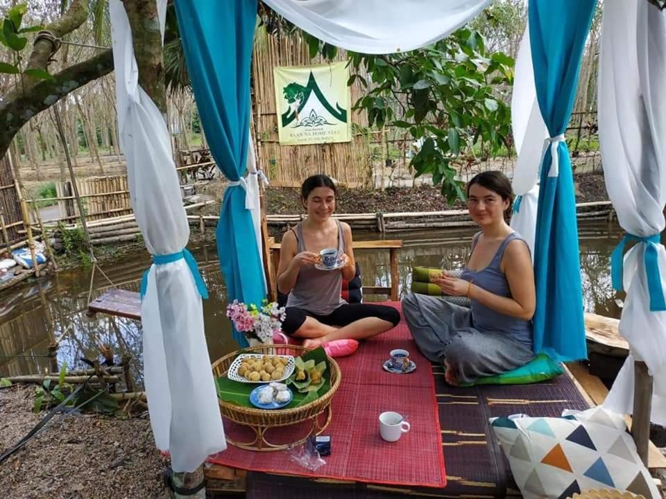 Nakhon Si Ban Na Homestay 나콘시탐마랏 외부 사진