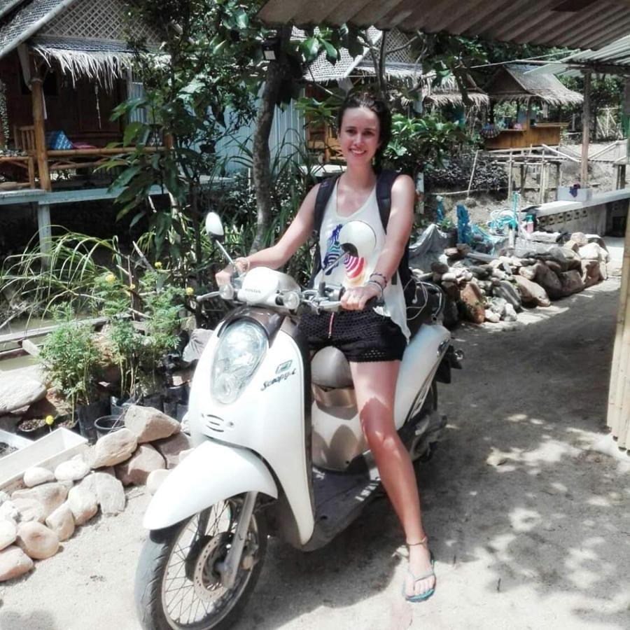 Nakhon Si Ban Na Homestay 나콘시탐마랏 외부 사진
